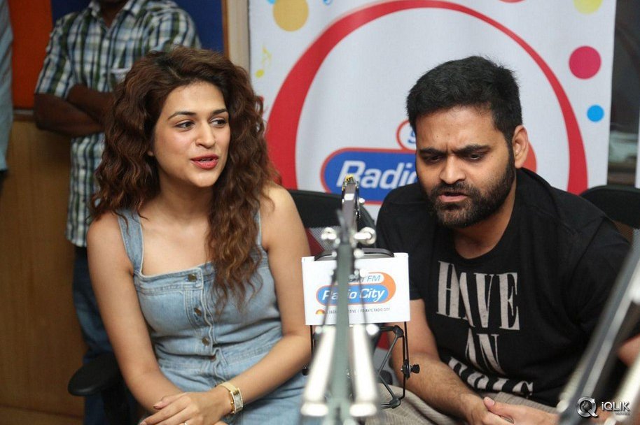 Guntur-Talkies-Movie-Team-at-Radio-City